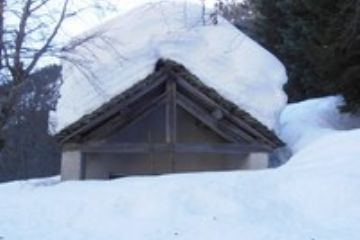 Chiesa della Madonna della Prapolla in inverno.