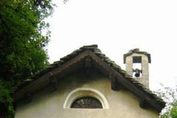 Facciata dell'Oratorio di San Giulio.
