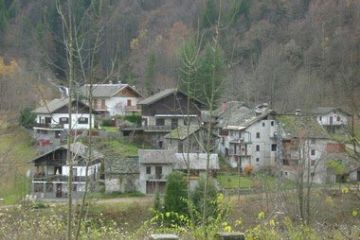 Vista da Piode della frazione Riale.